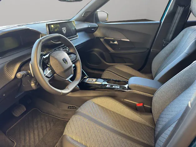 Peugeot 2008 1.2 Hybrid 145 Allure Premium