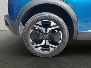 Peugeot 2008 1.2 Hybrid 145 Allure Premium