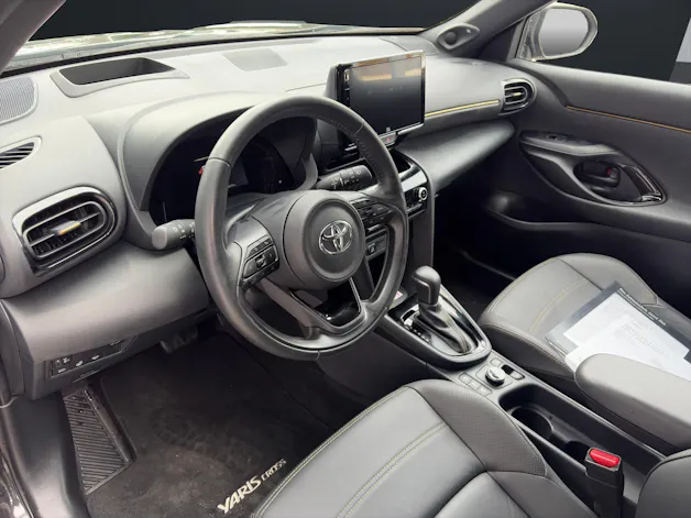 Toyota Yaris Cross 1.5 VVT-i HSD Premiere Edition AWD-i