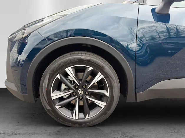 Toyota C-HR 2.0 PHEV Swiss Edition