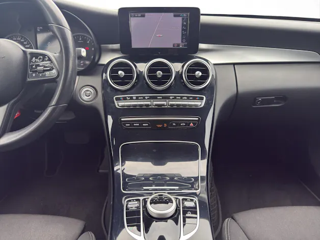Mercedes-Benz C 220 d Avantgarde 4matic Kombi
