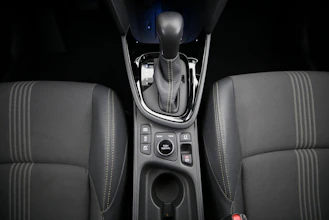 https://vehicle.imgix.net/4266989/3d9c9ba7-9616-4f45-9bad-819a467030be.jpg