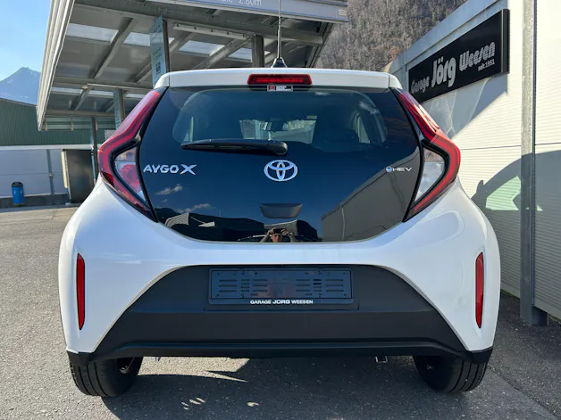 Toyota Aygo X 1.5 VVT-i HSD Comfort