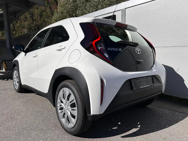 Toyota Aygo X 1.5 VVT-i HSD Comfort
