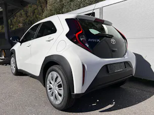 Toyota Aygo X 1.5 VVT-i HSD Comfort