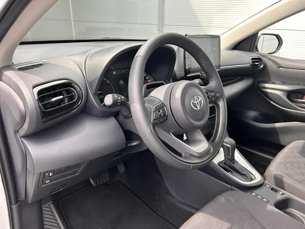 Toyota Yaris 1.5 VVT-i HSD Comfort