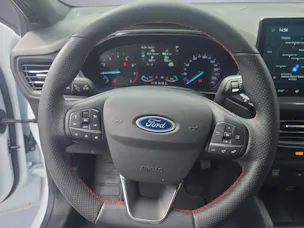 Ford Focus Station Wagon 1.0i EcoB ST-Line