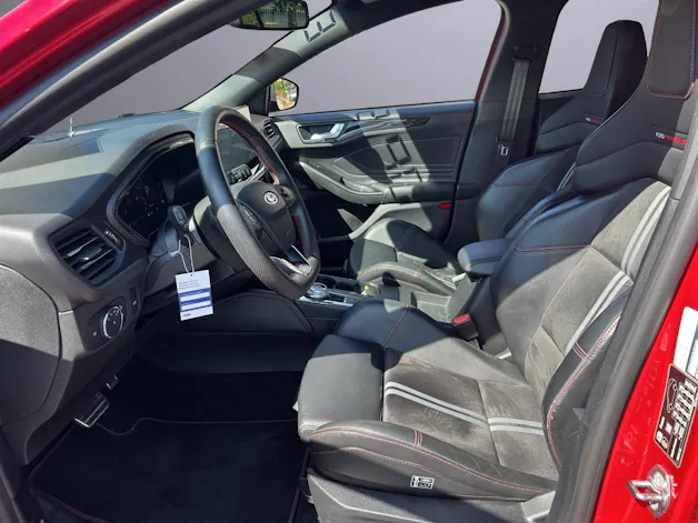 FORD Focus Station Wagon 2.3 EcoB ST X