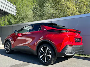 Toyota C-HR 2.0 PHEV Swiss Edition