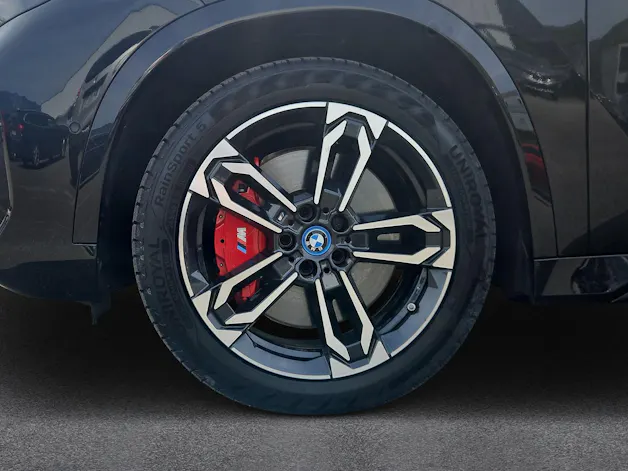 BMW iX1 30 xDrive M Sport Pro (CH) AHK