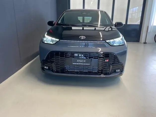 Toyota Aygo X 1.5 VVT-i HSD GR Sport