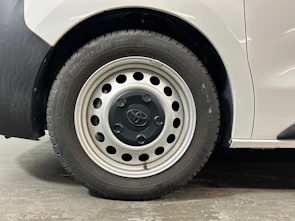 Fahrzeugbild TOYOTA PROACE Van L1 verglast 2.0 D Comfort