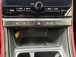 Lexus LBX 1.5 Hybrid Vibrant Edition AWD