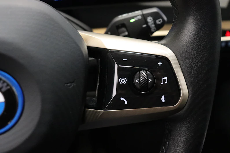 image du véhicule BMW iX