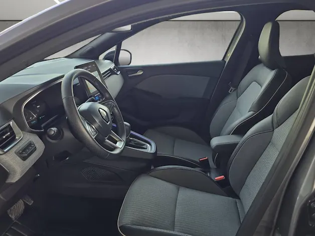 Renault Clio 1.6 E-Tech techno