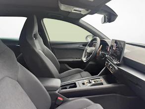 https://vehicle.imgix.net/4267385/79158e34-218f-4e73-93ba-6bed8a584710.jpg