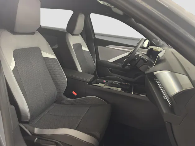 Opel Astra Sports Tourer 1.2 T Hybrid Energize Your Fleet