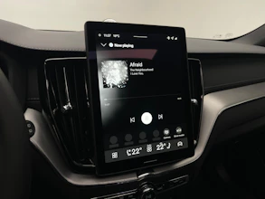 https://vehicle.imgix.net/4267451/664bcacb-88ef-4e05-915d-c371bafbd7d2.jpeg