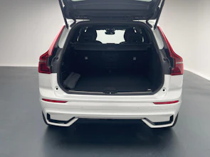 Fahrzeugbild VOLVO XC60 2.0 T6 TE Black Edition eAWD
