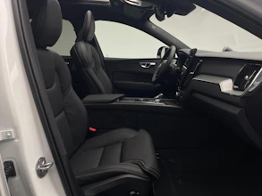 https://vehicle.imgix.net/4267451/a41e613e-5f1f-4638-9f97-492353626b81.jpeg