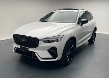 Fahrzeugbild VOLVO XC60 2.0 T6 TE Black Edition eAWD Fahrzeugbild VOLVO XC60 2.0 T6 TE Black Edition eAWD