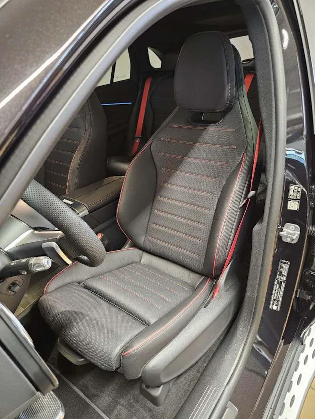 Mercedes-Benz GLC 400 4Matic with EQ Technology