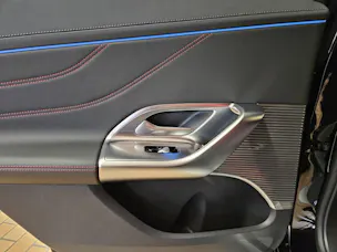 Mercedes-Benz GLC 400 4Matic with EQ Technology