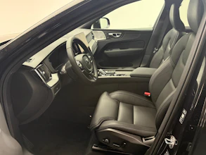 https://vehicle.imgix.net/4267494/62da0e76-a143-4138-8eed-c881830c2d66.jpeg