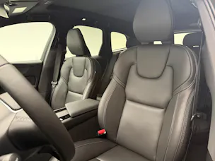 VOLVO XC60 2.0 B5 MH Black Edition AWD