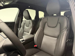 Fahrzeugbild VOLVO XC60 2.0 B5 MH Black Edition AWD