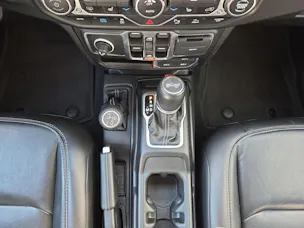 Jeep Wrangler Sahara 2.0 Turbo (CH)