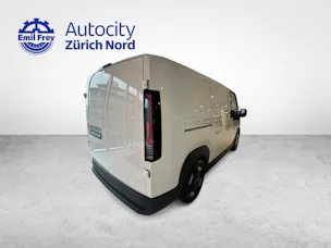 Kia PV5 Cargo 71.2 kWh Plus