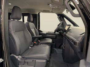https://vehicle.imgix.net/4267533/b22c5916-c4e2-446b-8c84-1ef27dbbc349.jpg