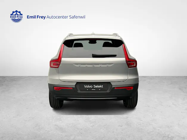 Volvo XC40 2.0 B4 MH Plus Dark