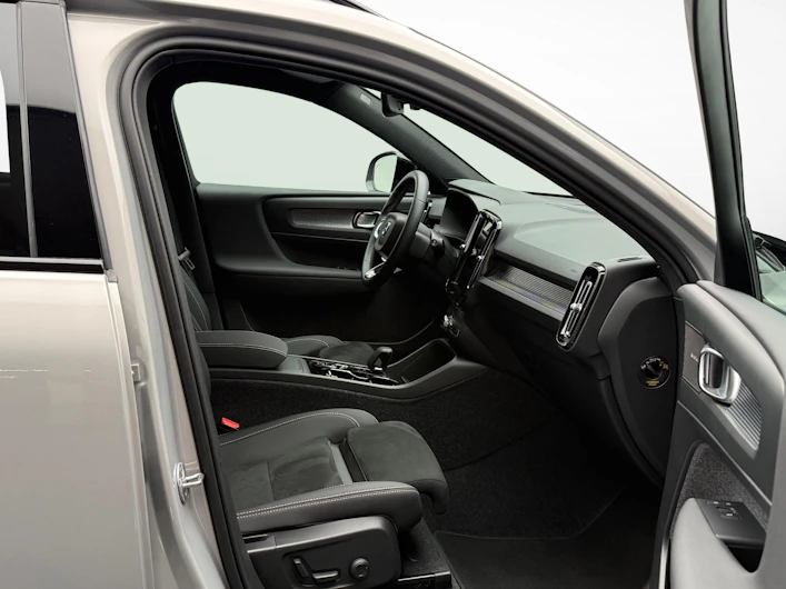 image du véhicule VOLVO XC40