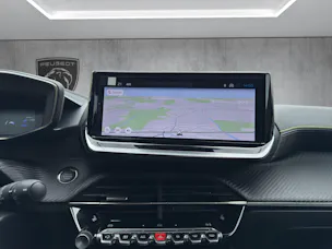 Peugeot 2008 1.2 Hybrid 145 GT