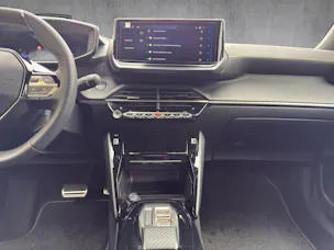 Peugeot 2008 1.2 Hybrid 145 GT