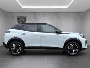 Peugeot 2008 1.2 Hybrid 145 GT