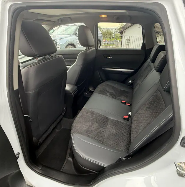 Suzuki Vitara 1.4 T Compact Top Hybrid 4x4