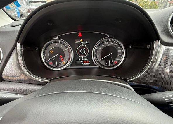 Fahrzeugbild 9 Fahrzeugbild 9