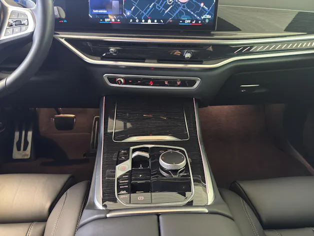 BMW X5 M60i xDrive