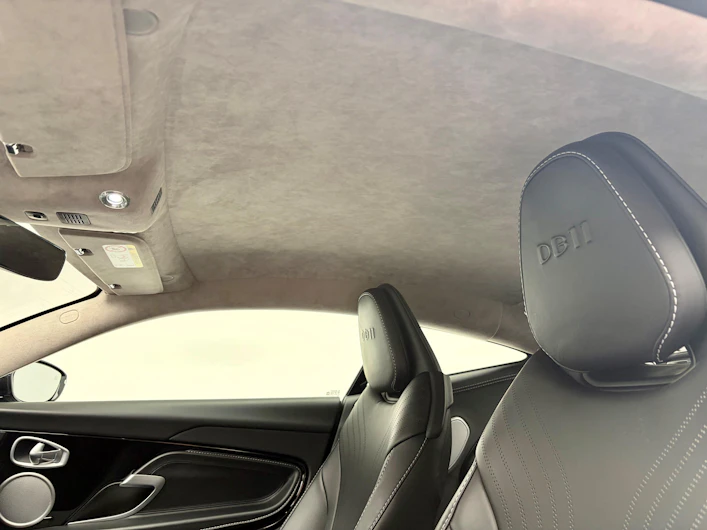 Fahrzeugbild ASTON MARTIN DB11