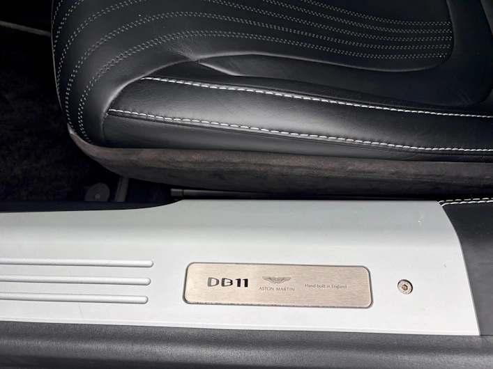 Fahrzeugbild ASTON MARTIN DB11