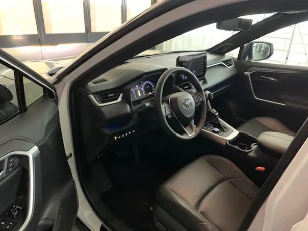 Toyota RAV4 2.5 Plug-In-Hybrid Platinum