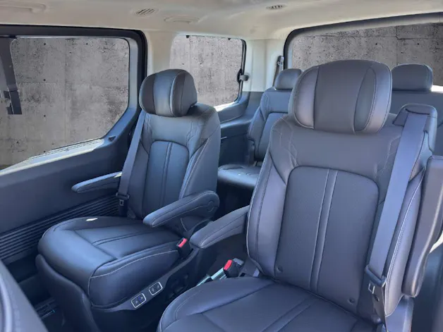 Hyundai Staria Premium 1.6 GDi HEV Vertex 7P