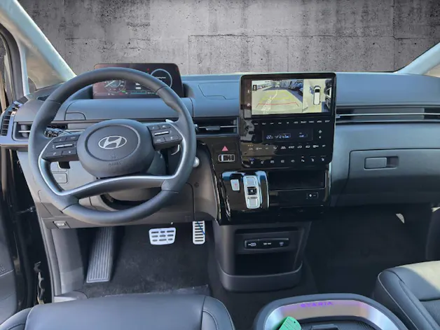 Hyundai Staria Premium 1.6 GDi HEV Vertex 7P