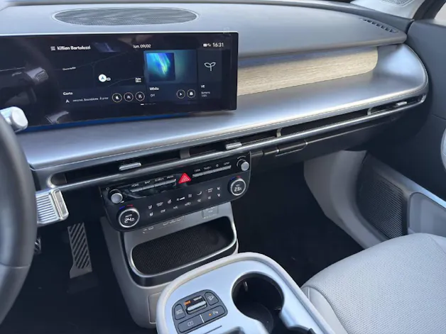 Hyundai Ioniq 9 Vertex 4WD