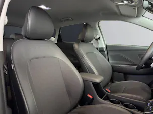 Hyundai Kona 1.6 GDi Hybrid Amplia