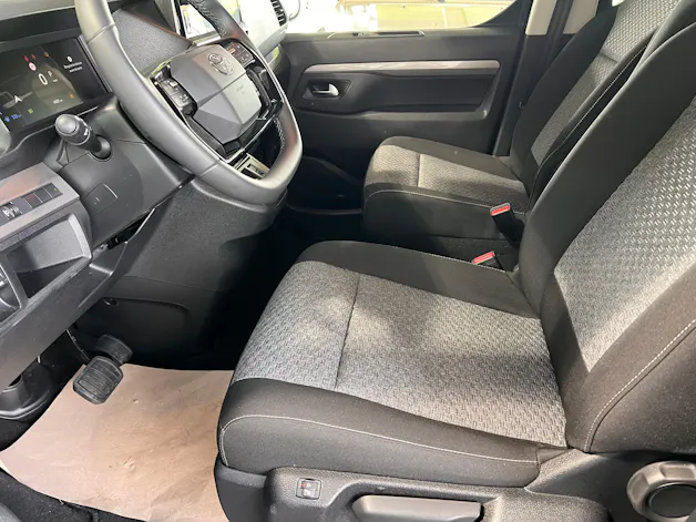 Toyota PROACE Verso L1 2.0 D Trend