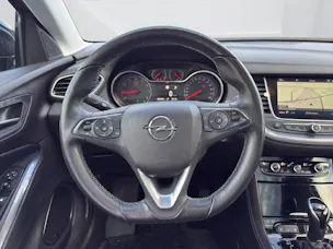 Opel Grandland X 1.6 T Ultimate